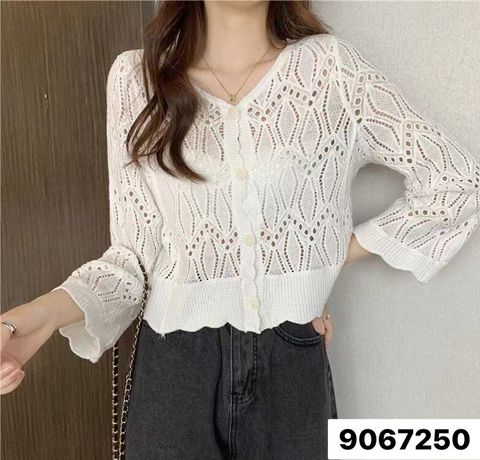 LINE_ALBUM_長袖手勾繡花衫相簿_230507_30