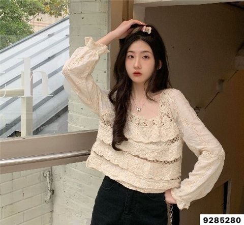 LINE_ALBUM_長袖手勾繡花衫相簿_230507_33