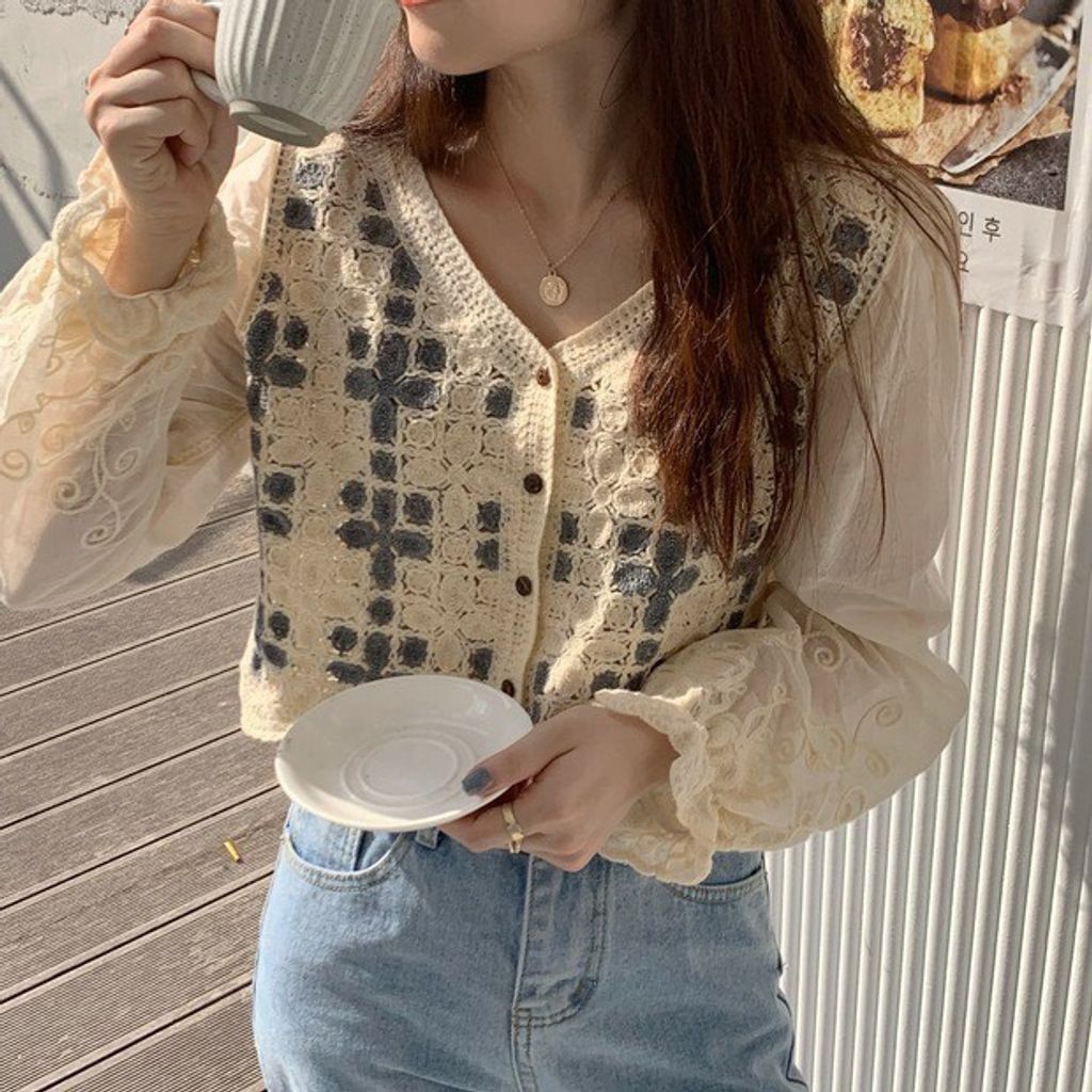 LINE_ALBUM_長袖手勾繡花衫相簿_230507_44