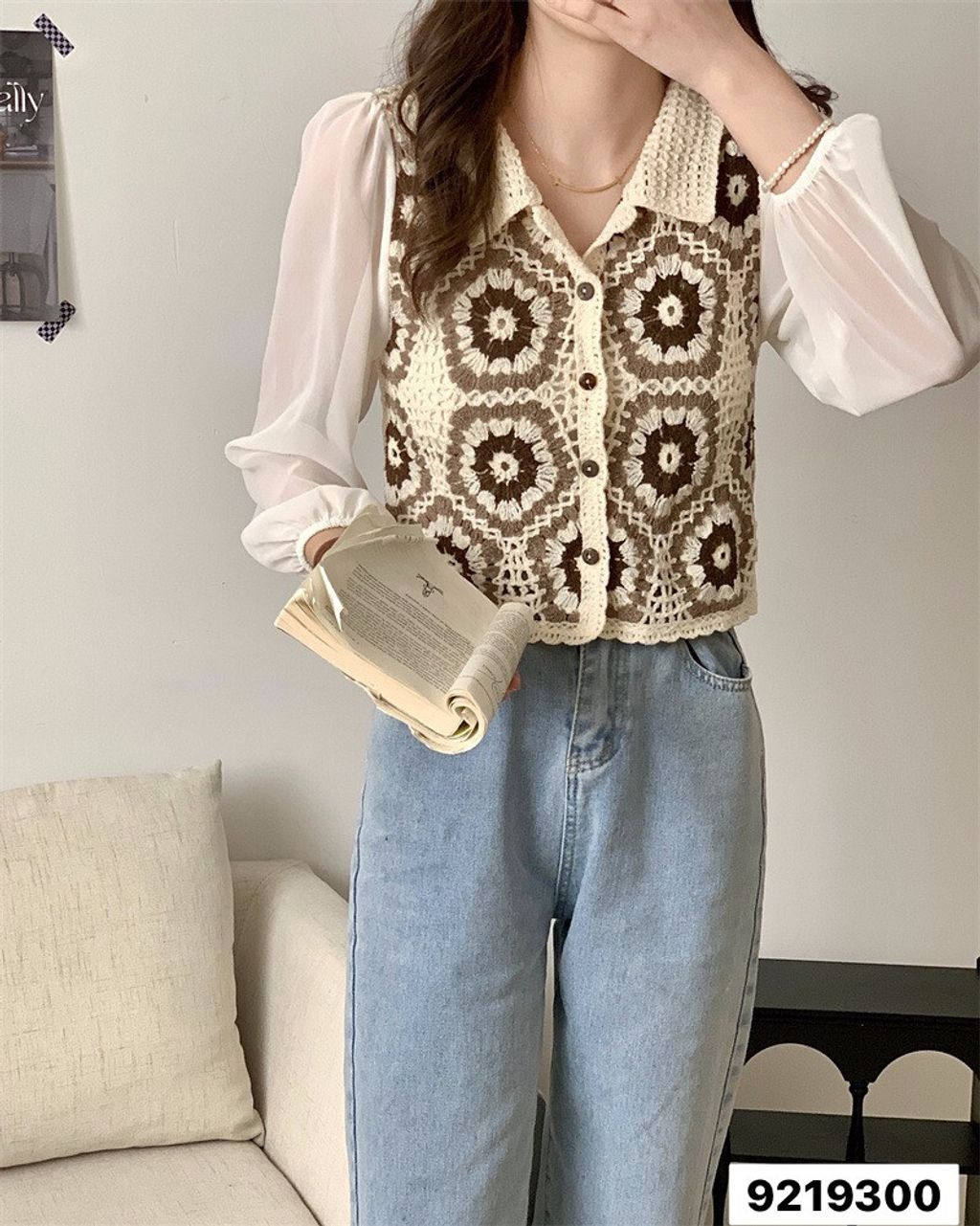 LINE_ALBUM_長袖手勾繡花衫相簿_230507_74