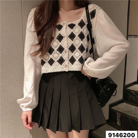 LINE_ALBUM_長袖手勾繡花衫相簿_230507_75