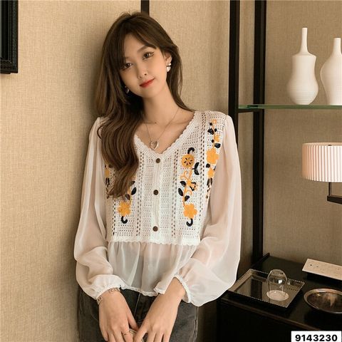 LINE_ALBUM_長袖手勾繡花衫相簿_230507_81