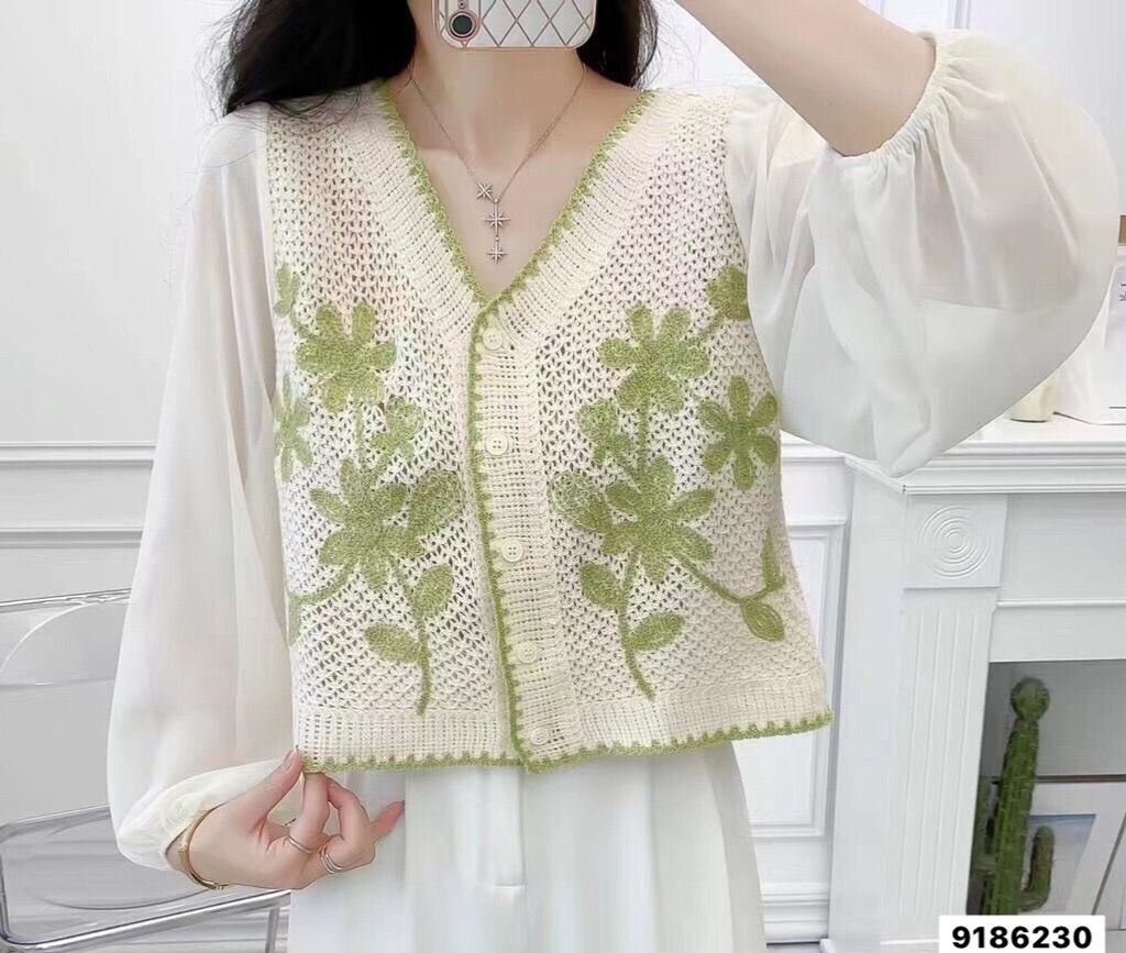 LINE_ALBUM_長袖手勾繡花衫相簿_230507_95