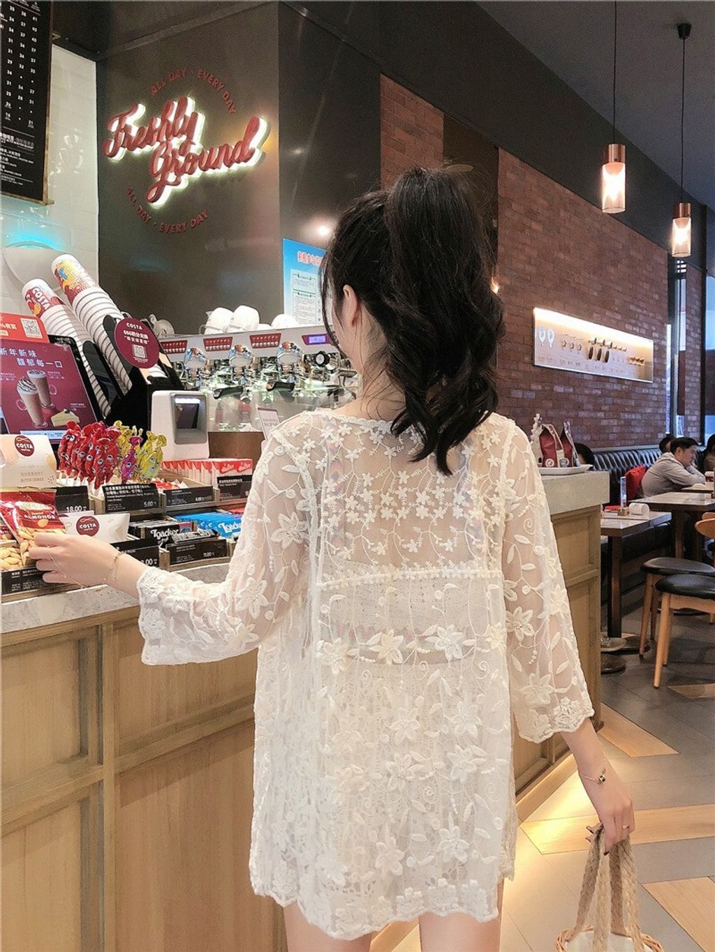 LINE_ALBUM_短袖手勾上衣_230510_150