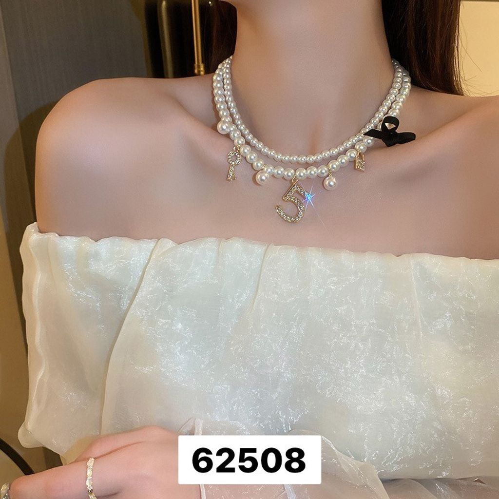 LINE_ALBUM_小香項鍊_230521_0