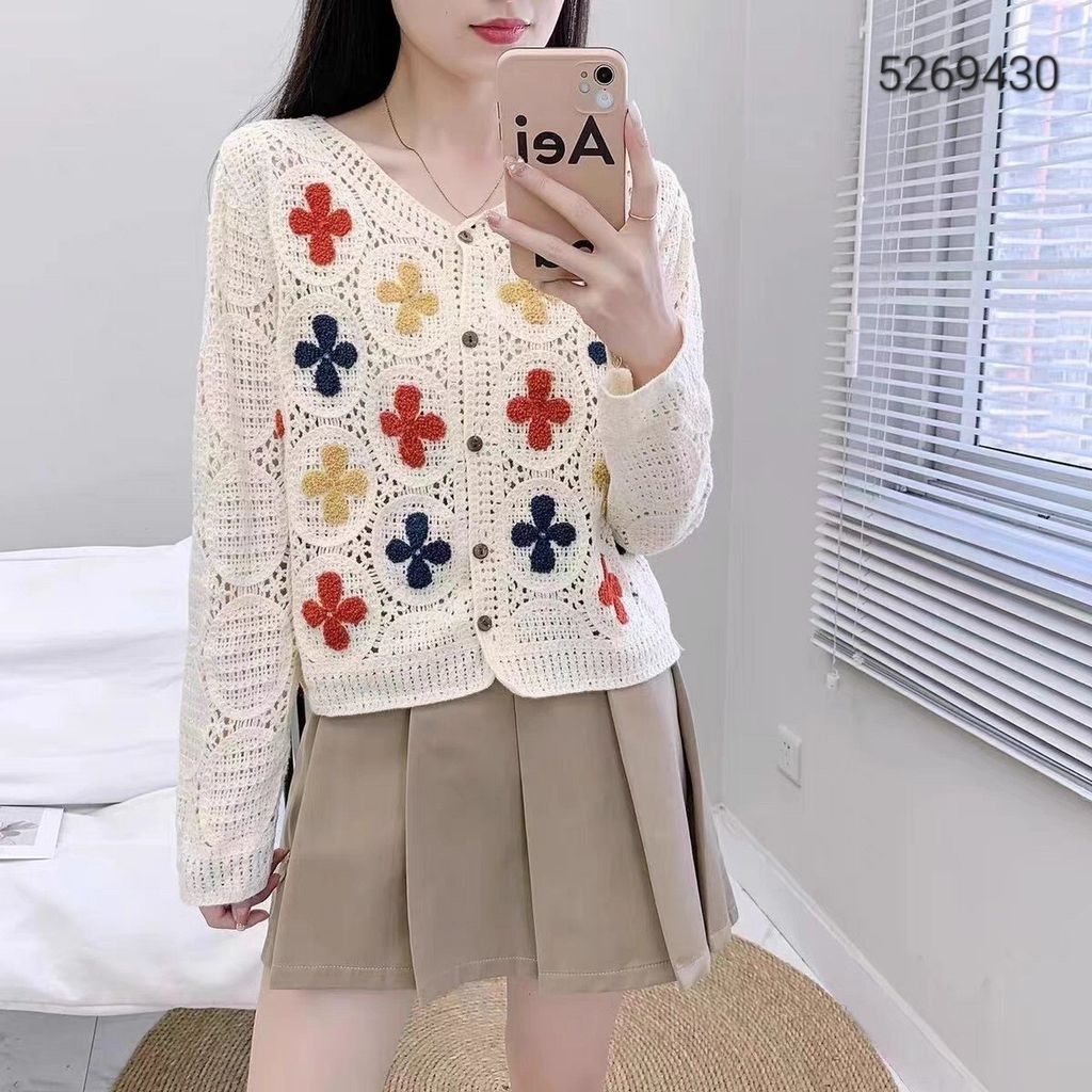 LINE_ALBUM_長袖手勾繡花衫相簿_230524_146