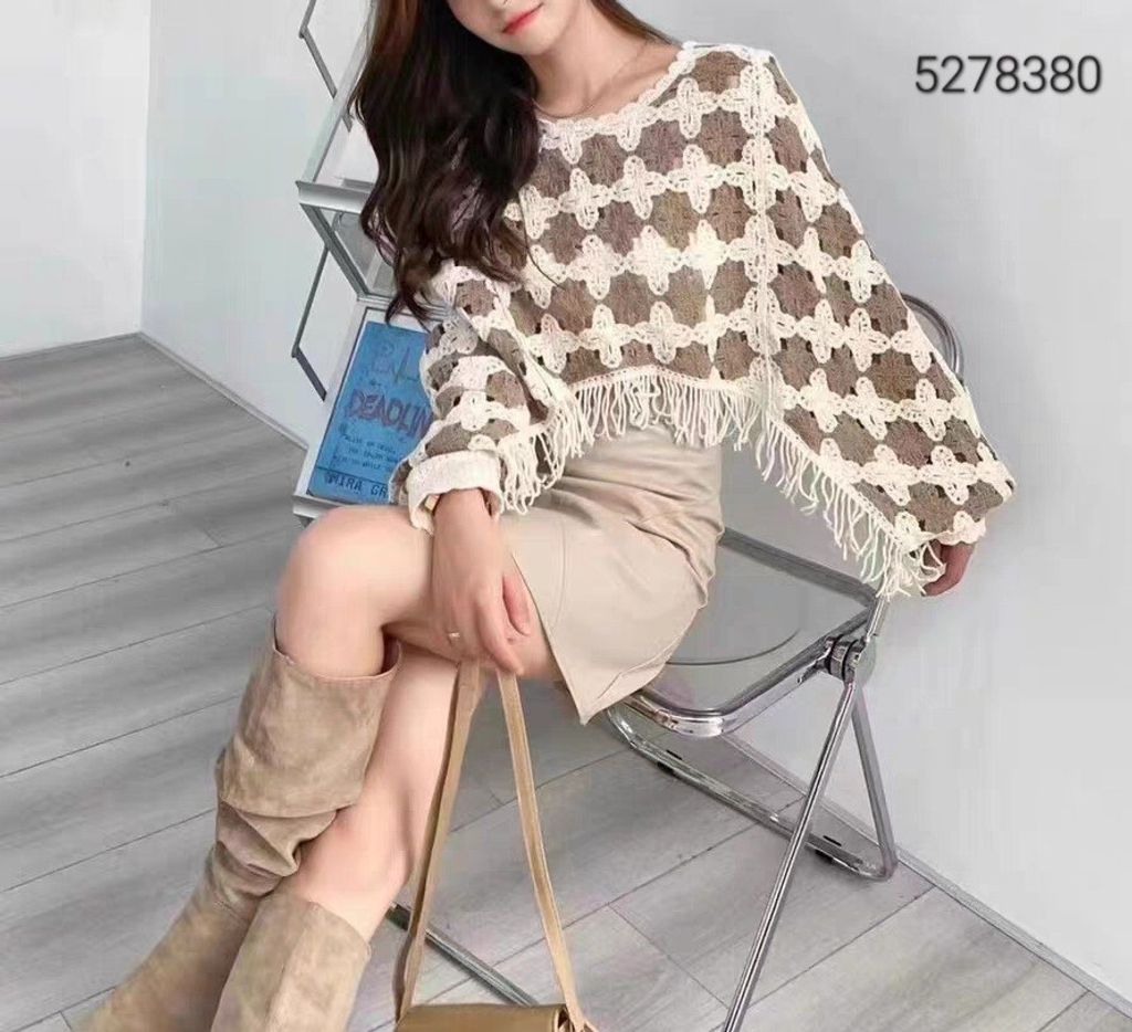 LINE_ALBUM_長袖手勾繡花衫相簿_230524_140