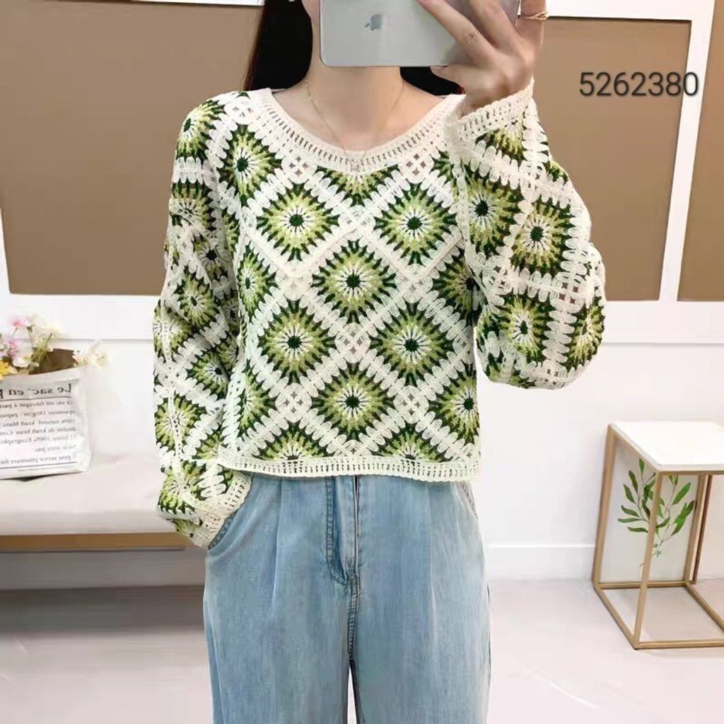 LINE_ALBUM_長袖手勾繡花衫相簿_230524_135