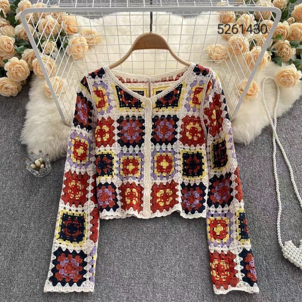 LINE_ALBUM_長袖手勾繡花衫相簿_230524_131