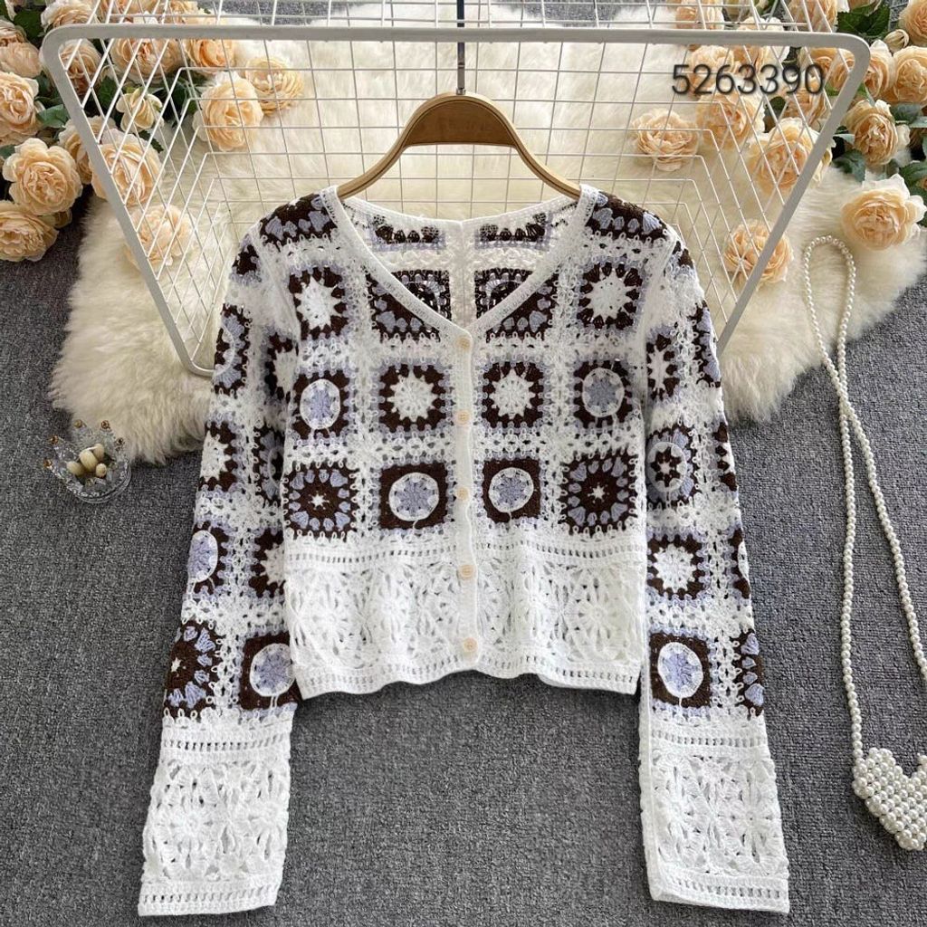 LINE_ALBUM_長袖手勾繡花衫相簿_230524_125