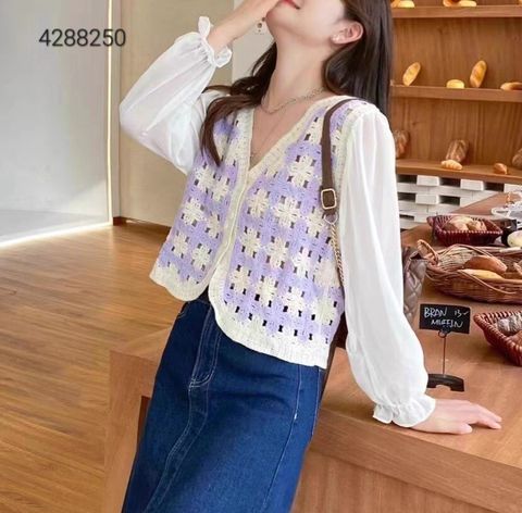 LINE_ALBUM_長袖手勾繡花衫相簿_230524_111