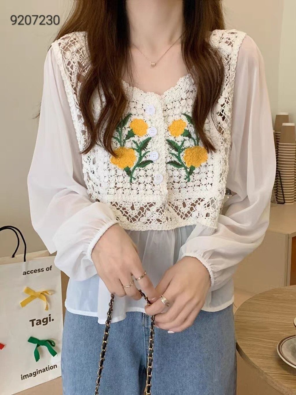 LINE_ALBUM_長袖手勾繡花衫相簿_230524_105