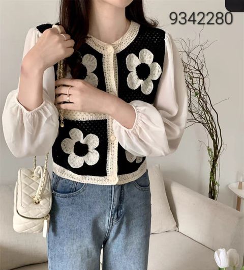 LINE_ALBUM_長袖手勾繡花衫相簿_230524_100