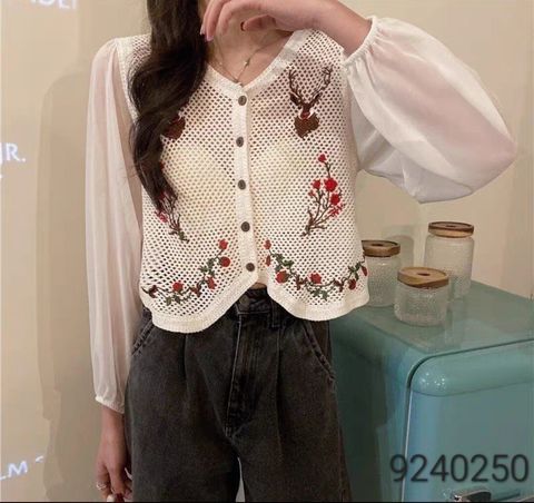 LINE_ALBUM_長袖手勾繡花衫相簿_230524_99