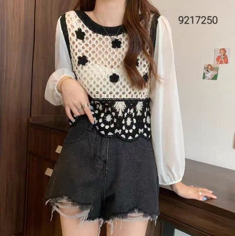 LINE_ALBUM_長袖手勾繡花衫相簿_230524_95