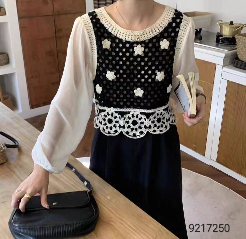 LINE_ALBUM_長袖手勾繡花衫相簿_230524_97