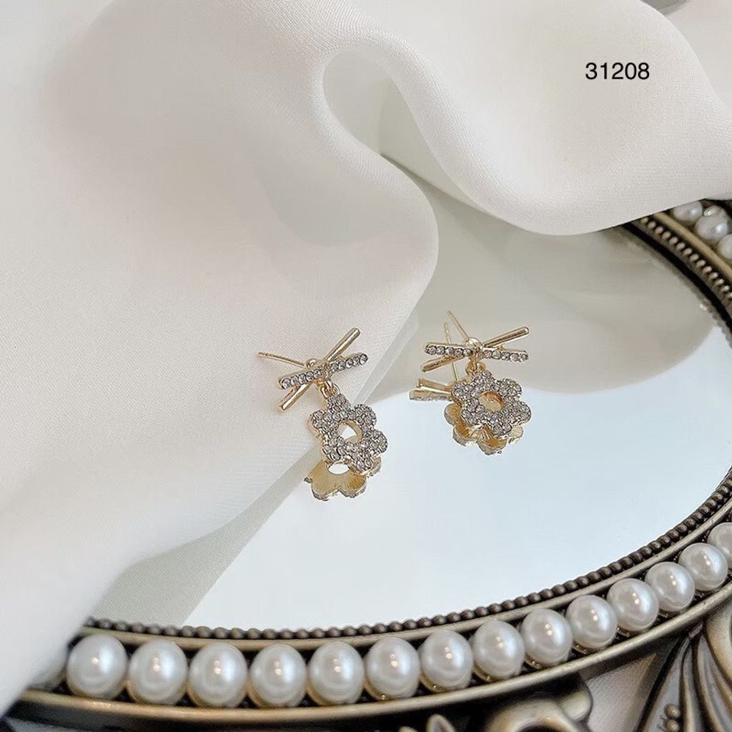 LINE_ALBUM_耳環相簿_230529_42