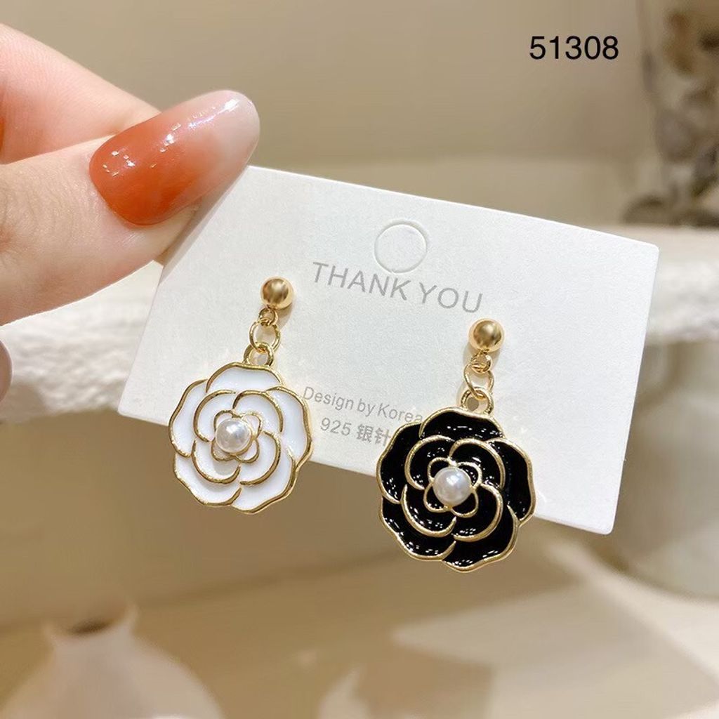 LINE_ALBUM_耳環相簿_230529_53