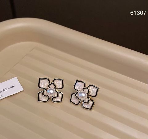 LINE_ALBUM_耳環相簿_230529_65