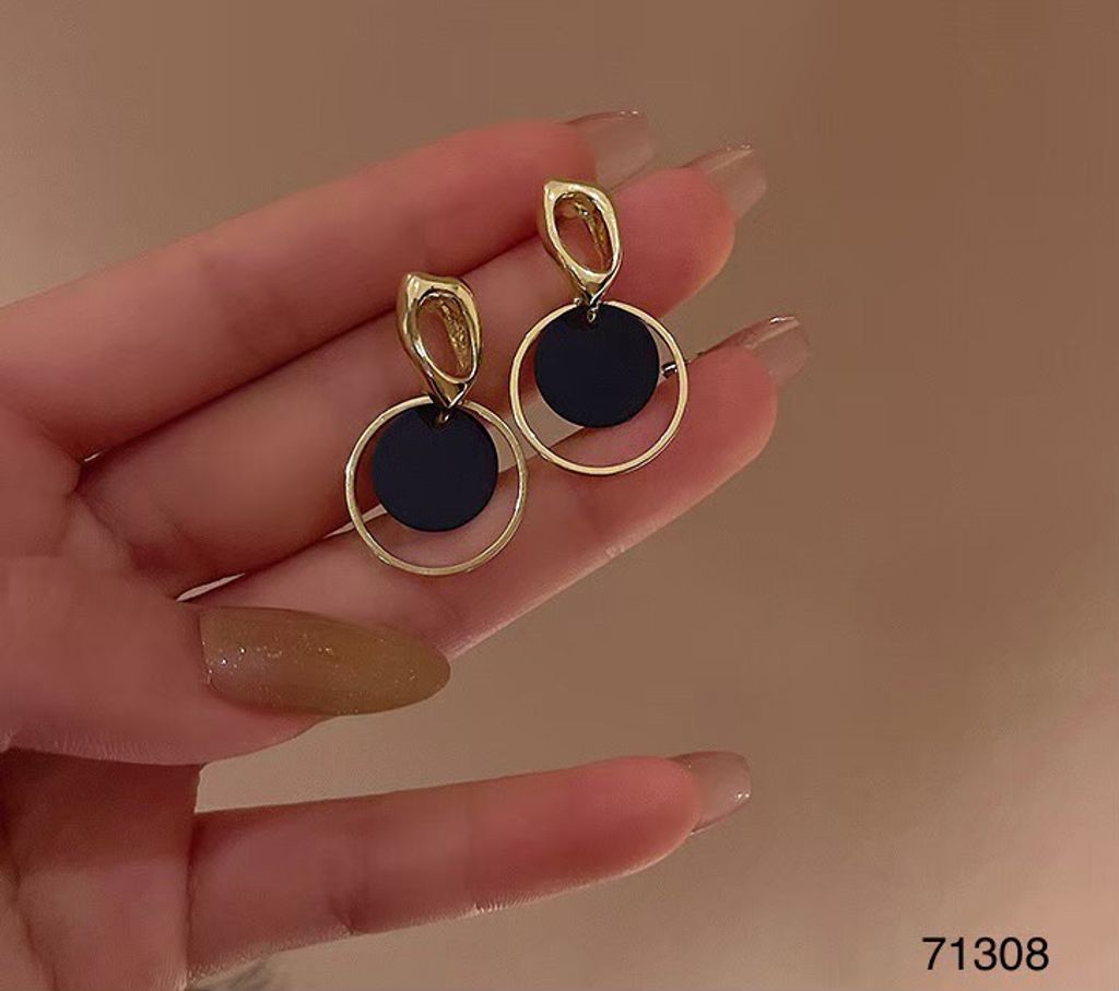 LINE_ALBUM_耳環相簿_230529_68