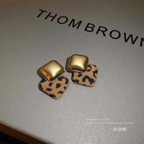 LINE_ALBUM_耳環相簿_230529_73