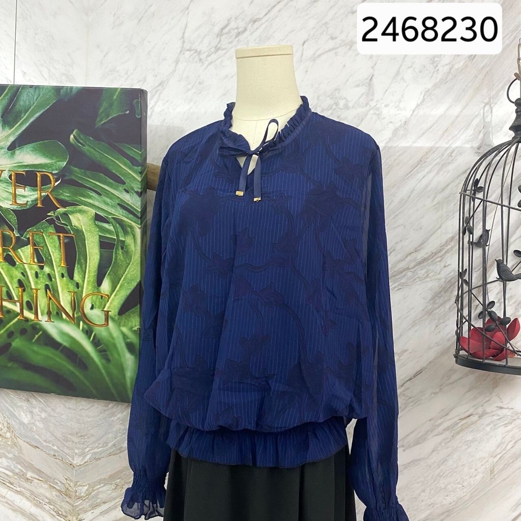 LINE_ALBUM_平織長袖上衣（薄布料）_241209_1