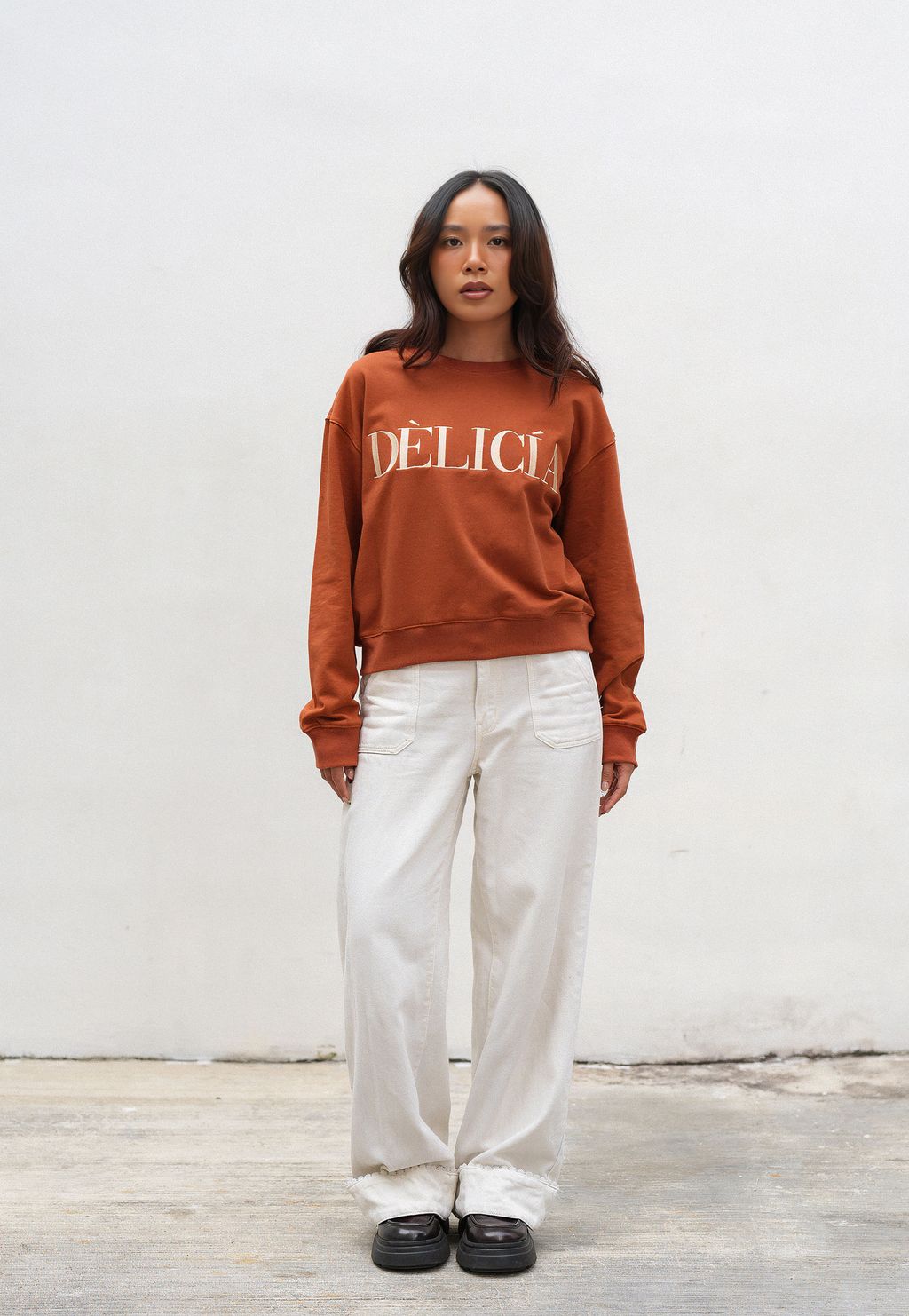 DELISHA SWEATSHIRT