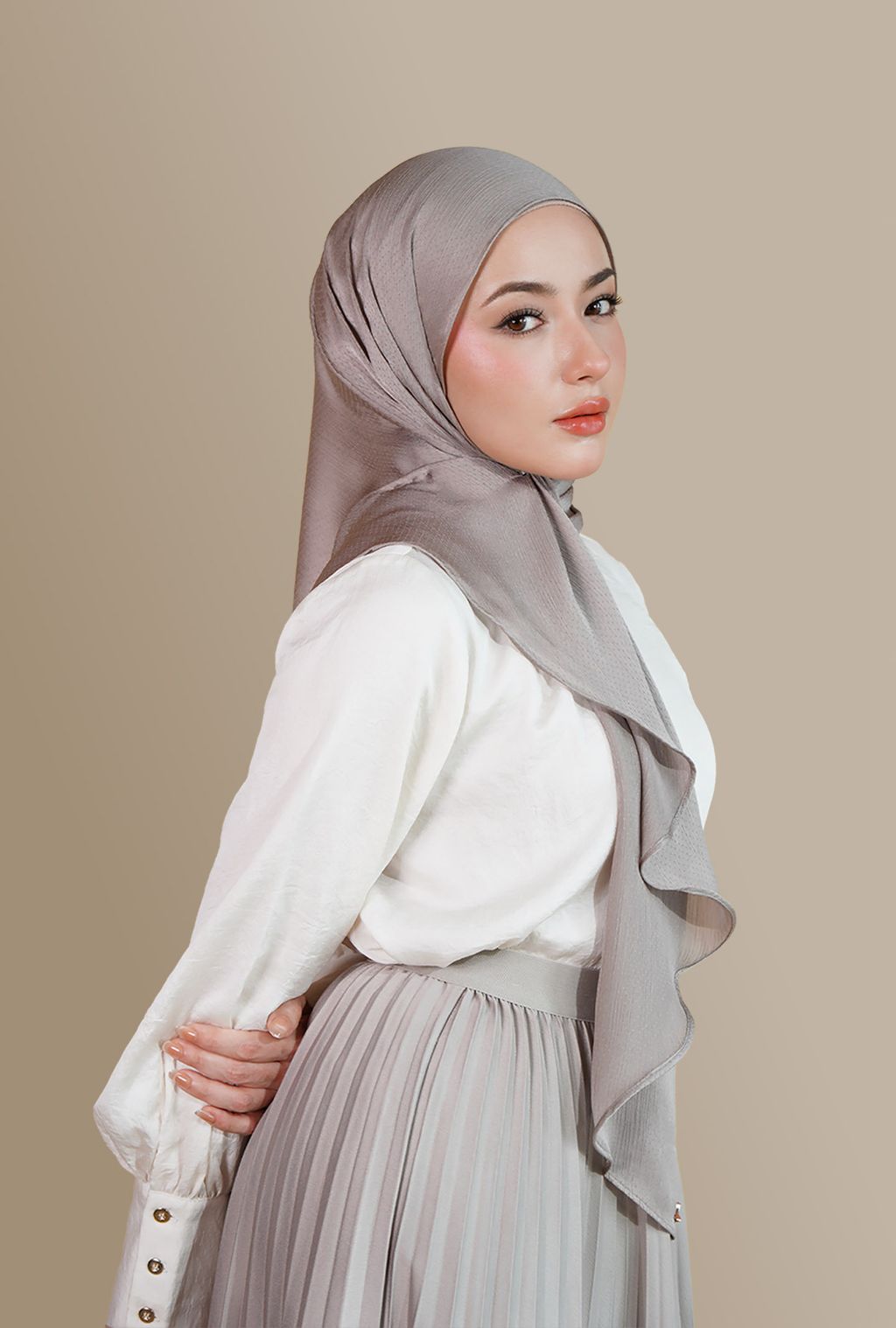 Taupe 4