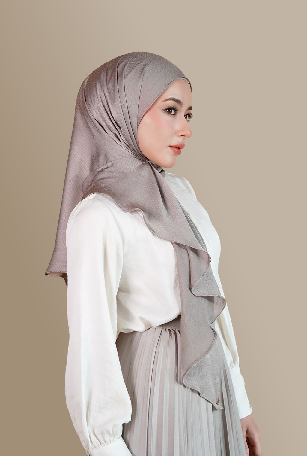 Taupe 3