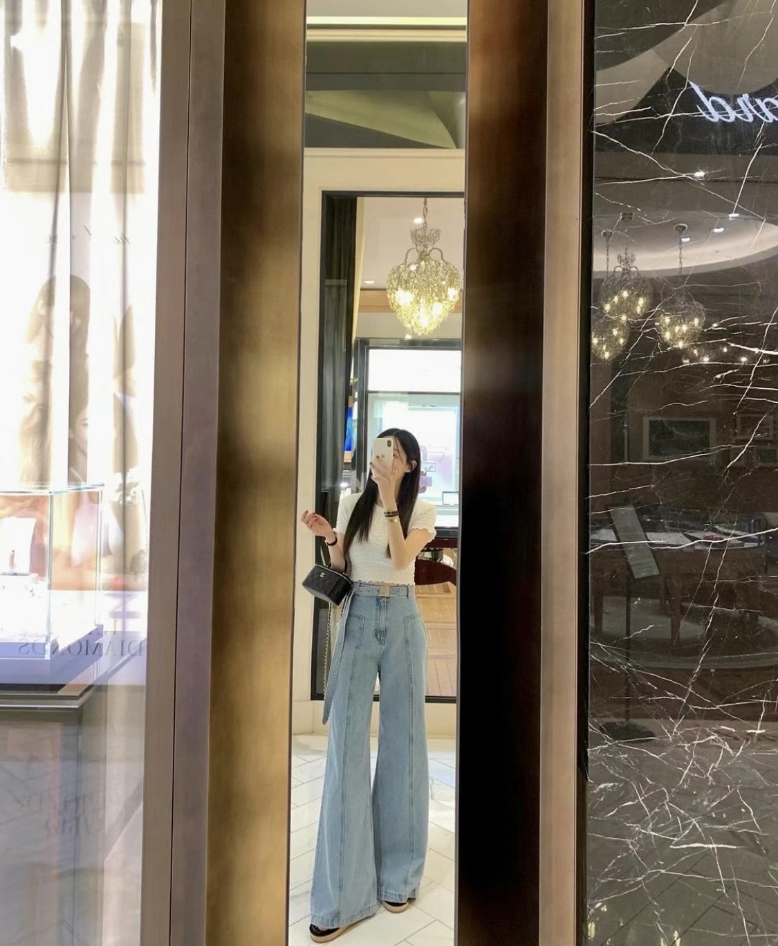 7F2A411C-8009-46FF-94F8-631BA3A00ECF