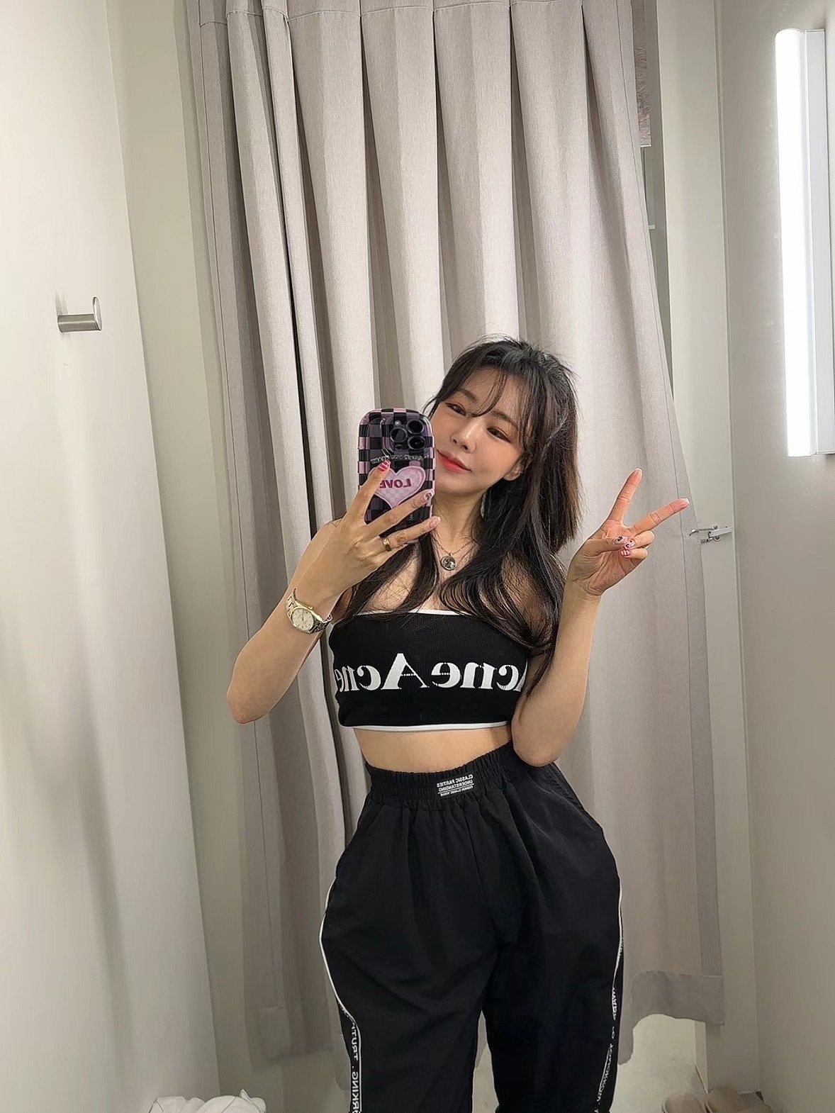 D6754F87-B618-4090-9BD9-BAE2FE0095B3