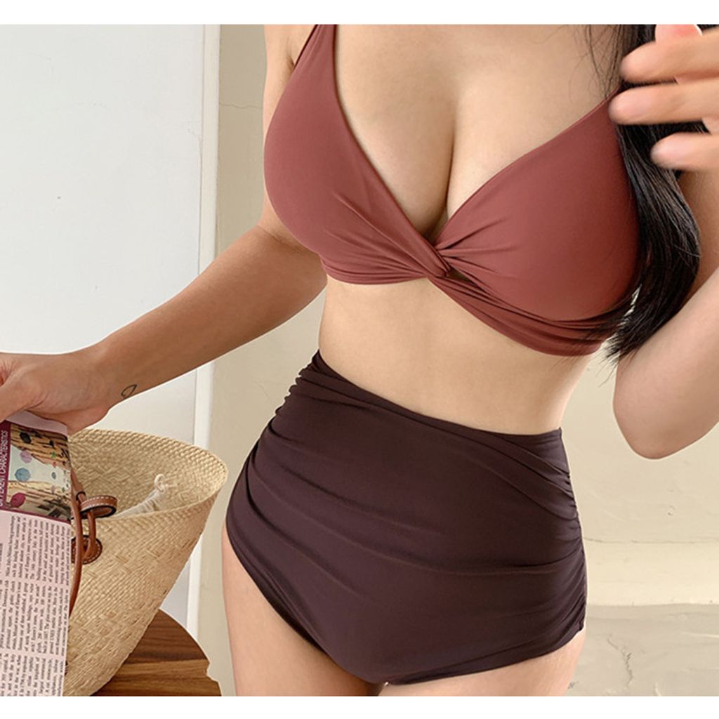 tw-11134207-7qula-lin5pv0d548k4e