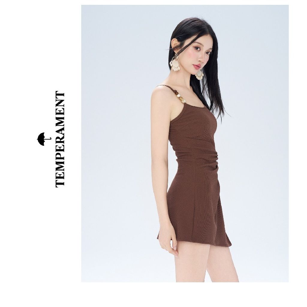 tw-11134207-820le-mlvk0esdnxtu0d