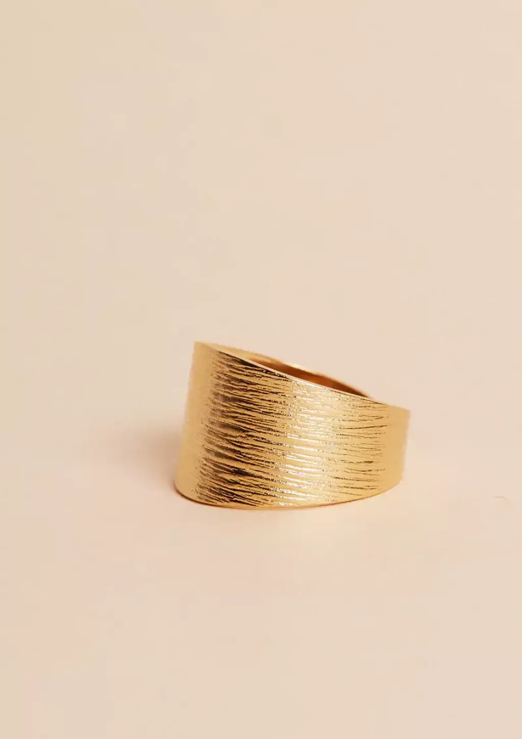 Dana-M-bague-waekura