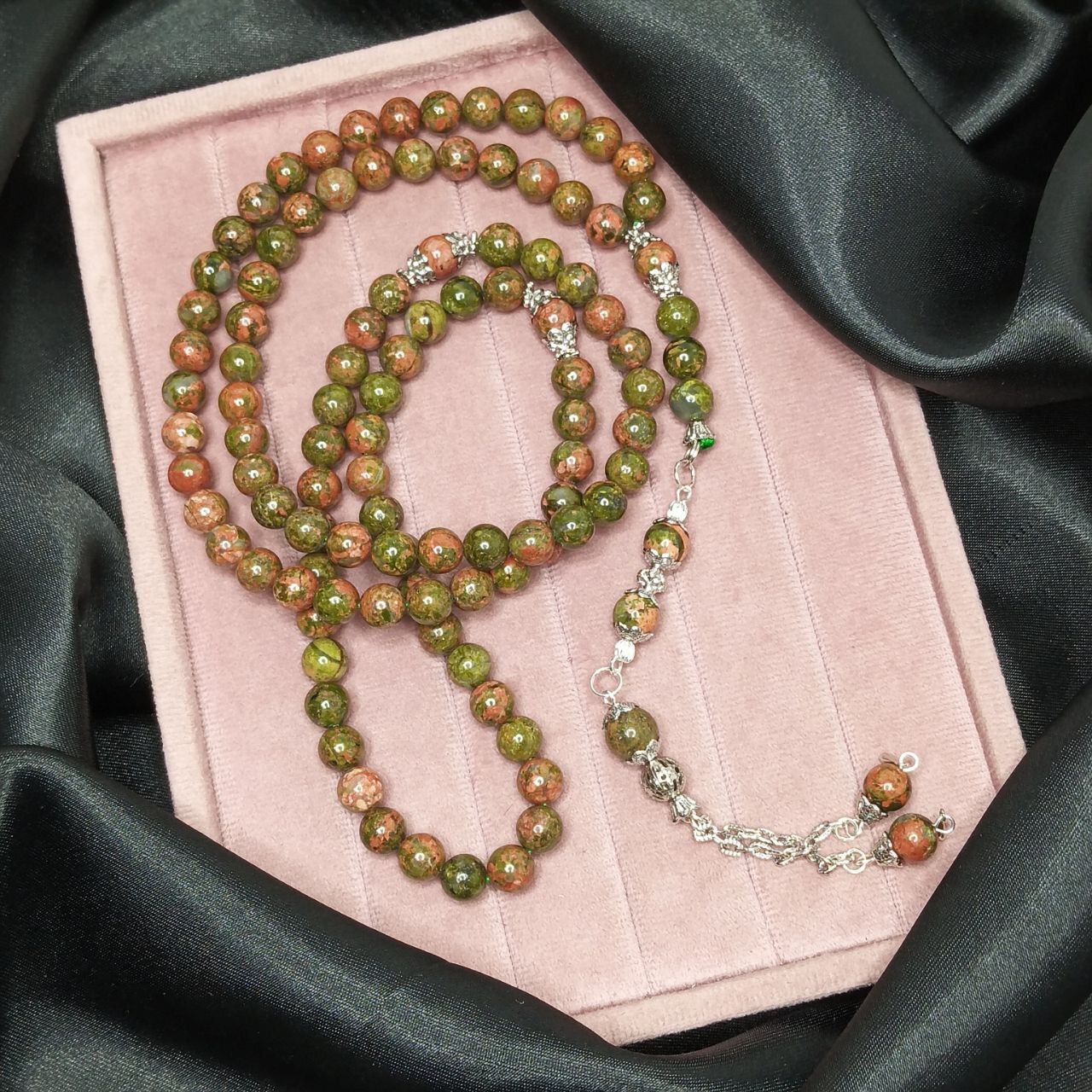 photo_6125335422885282248_y