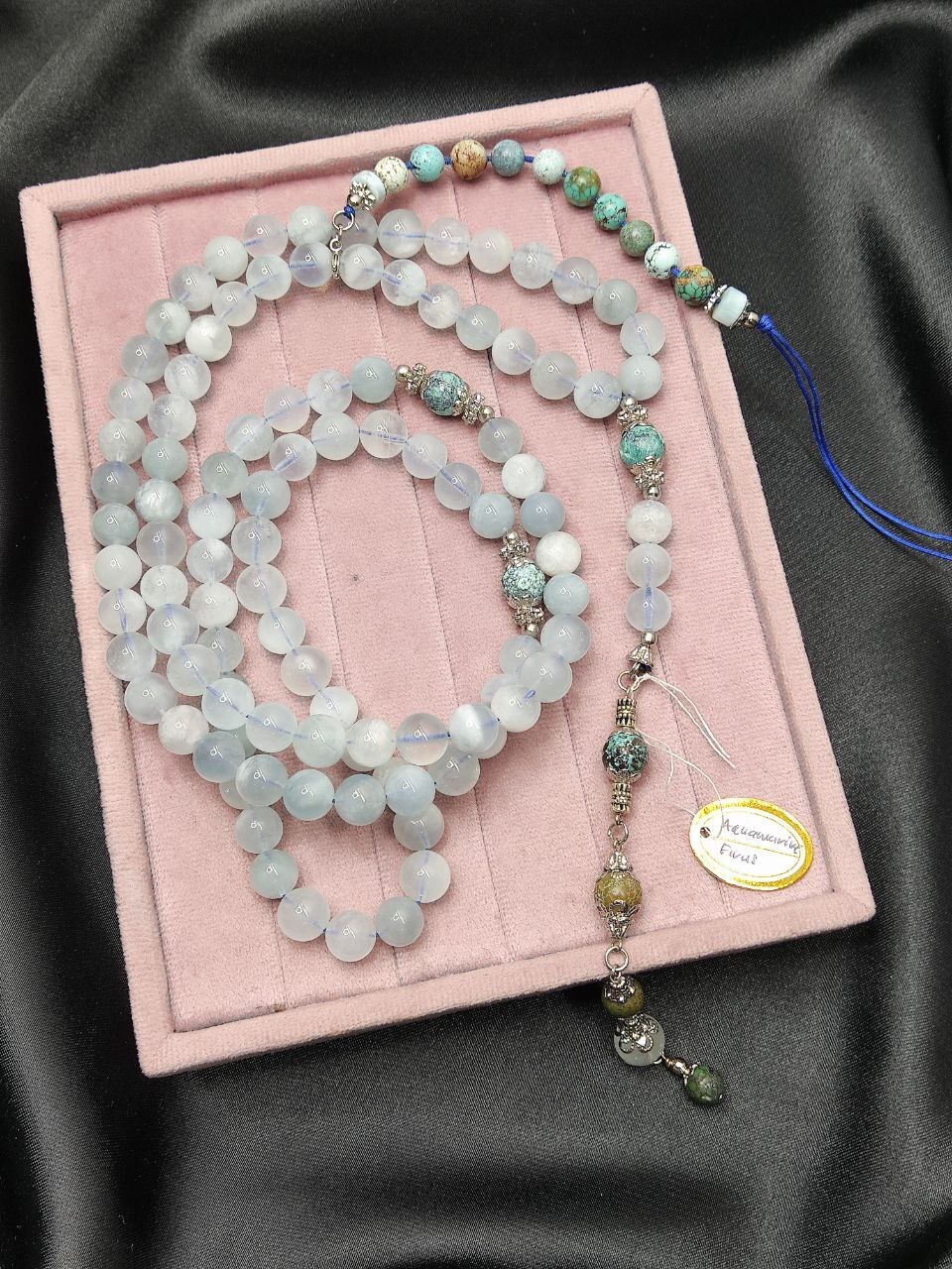 photo_6228629394944014966_y