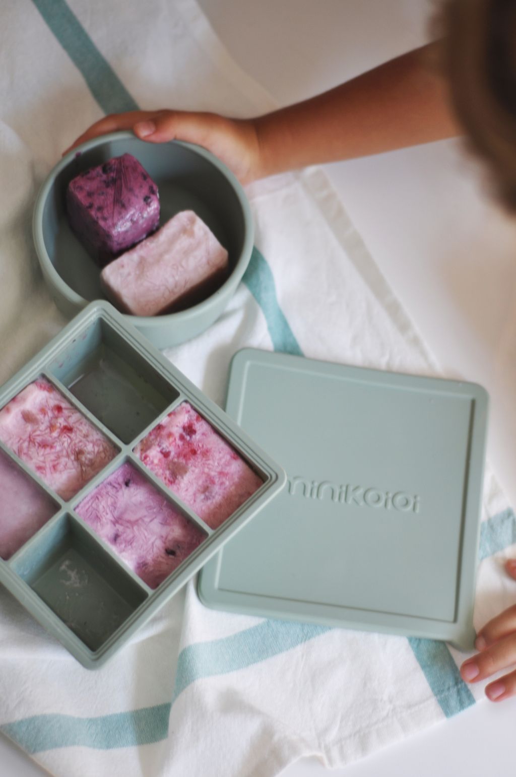 矽膠副食品分裝盒-抹茶綠-官方形象圖 (3)