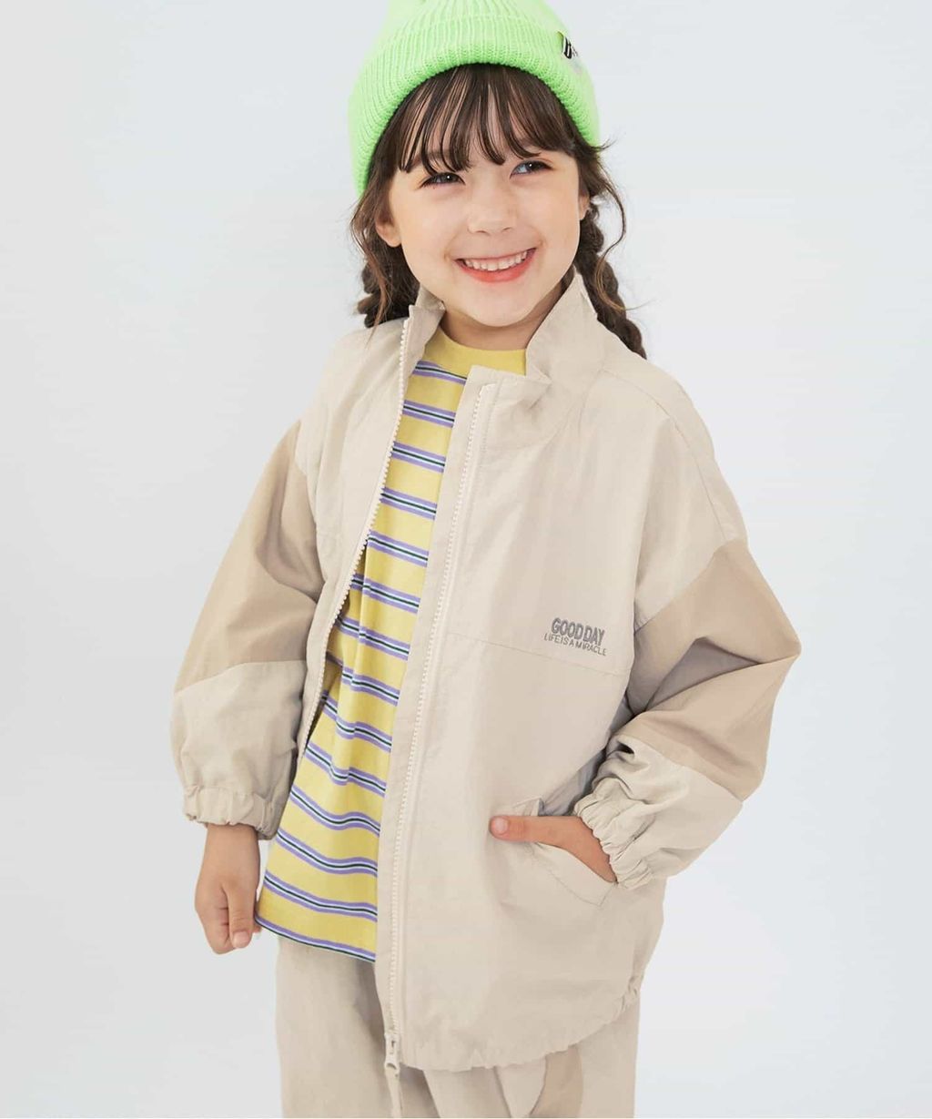 J404906-c-CR-a001-pz-jpg
