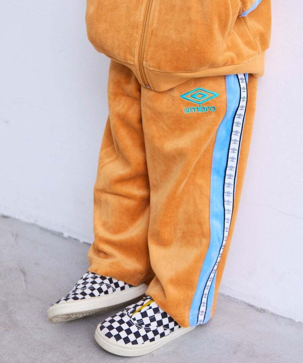 000000011702-01