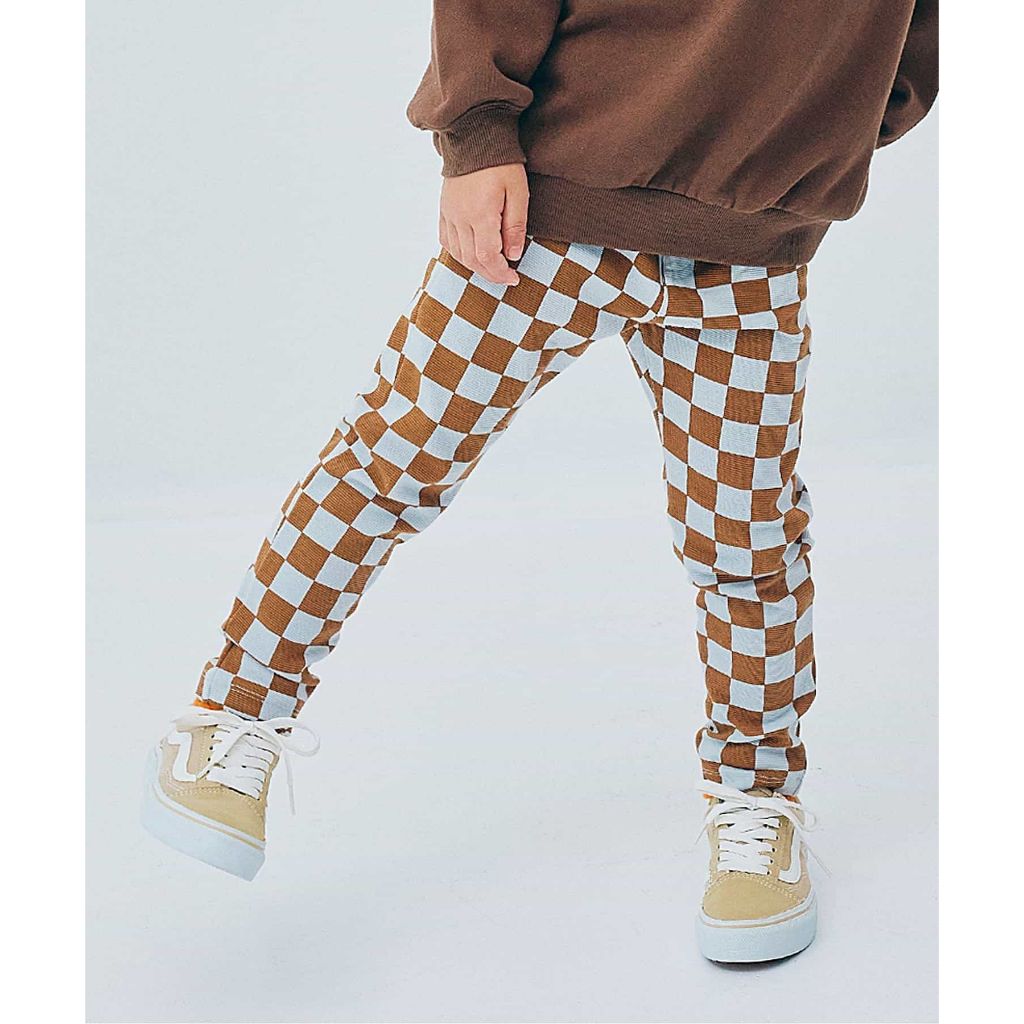 tw-11134207-7ra0r-mdogzob33ylj1a