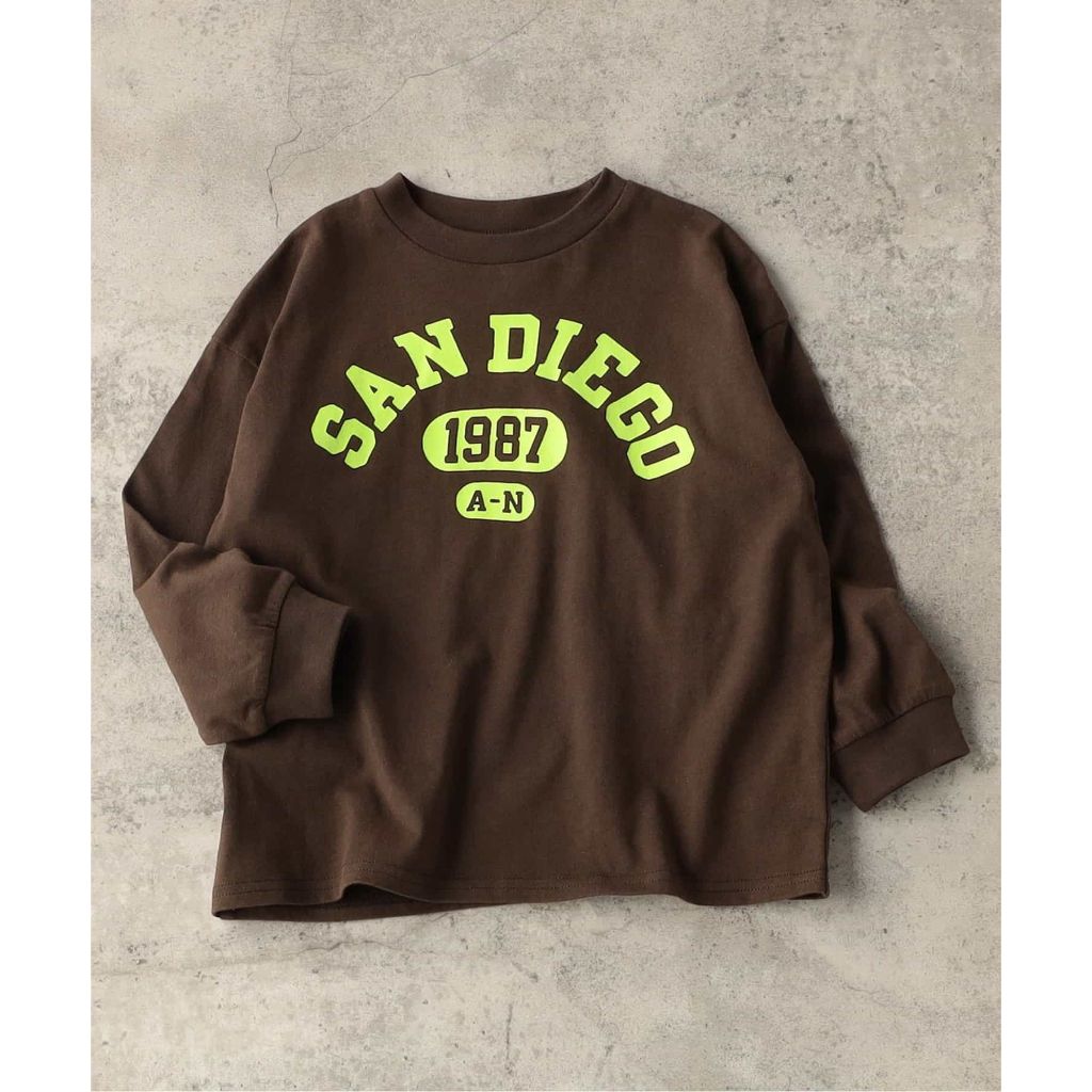 tw-11134207-81ztl-meb12o82c5c6f0