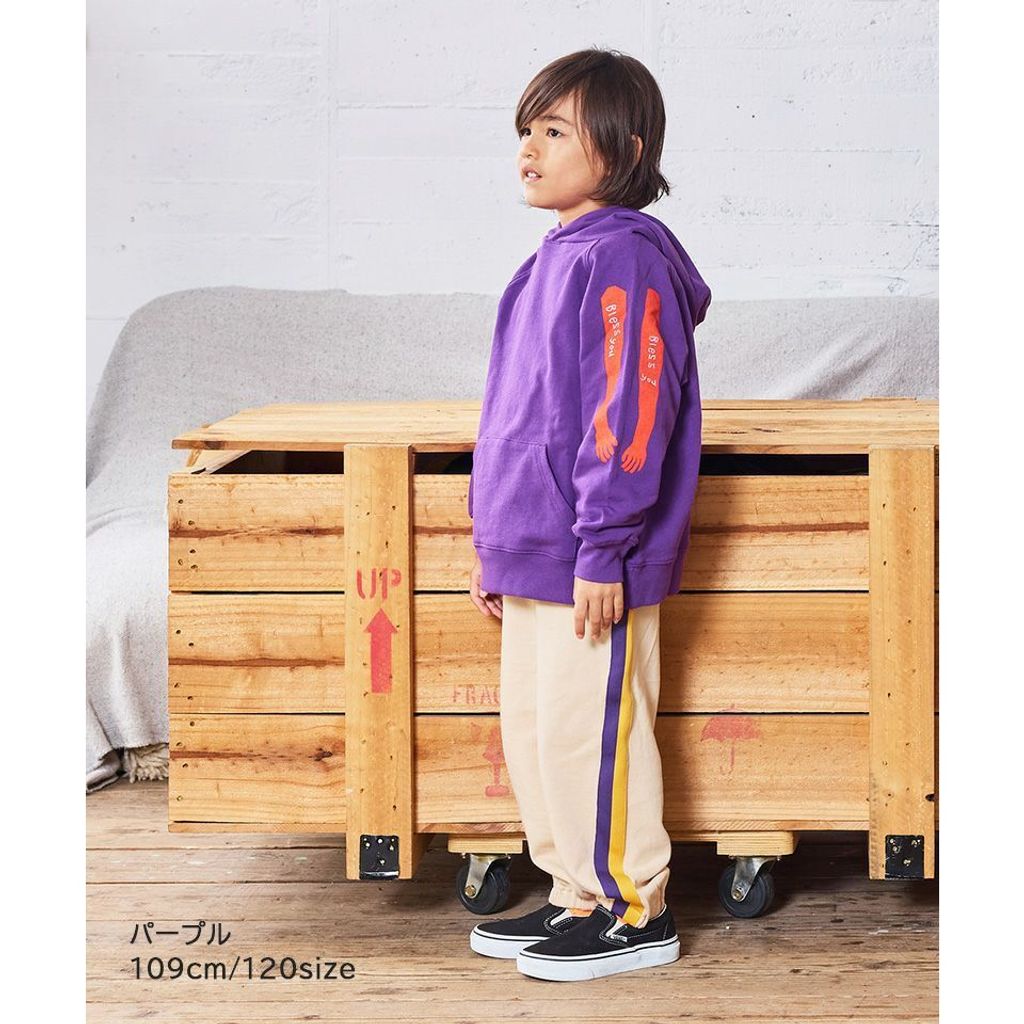 tw-11134207-81ztd-mf8hp8yzokcsf1