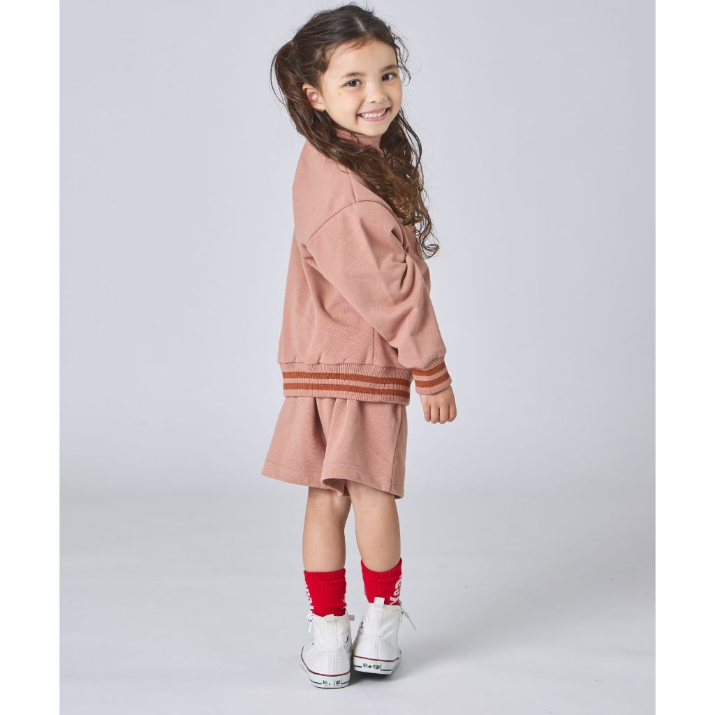 tw-11134207-81ztg-mf98x2lzxzbia5