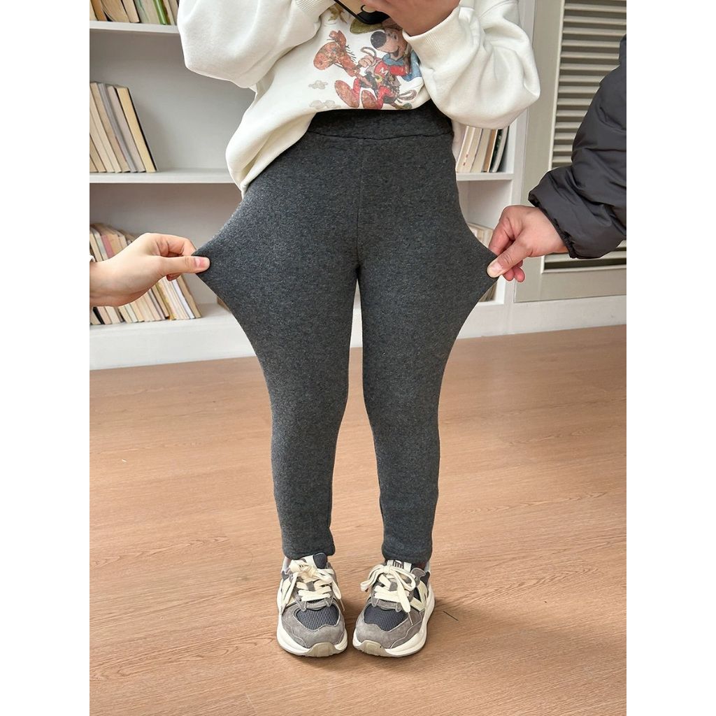 tw-11134207-81ztg-mgduq11f4rnzcd