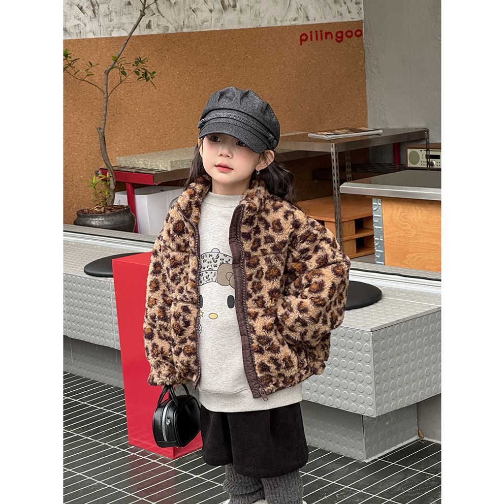 tw-11134207-81ztg-mgced5rz1mob88