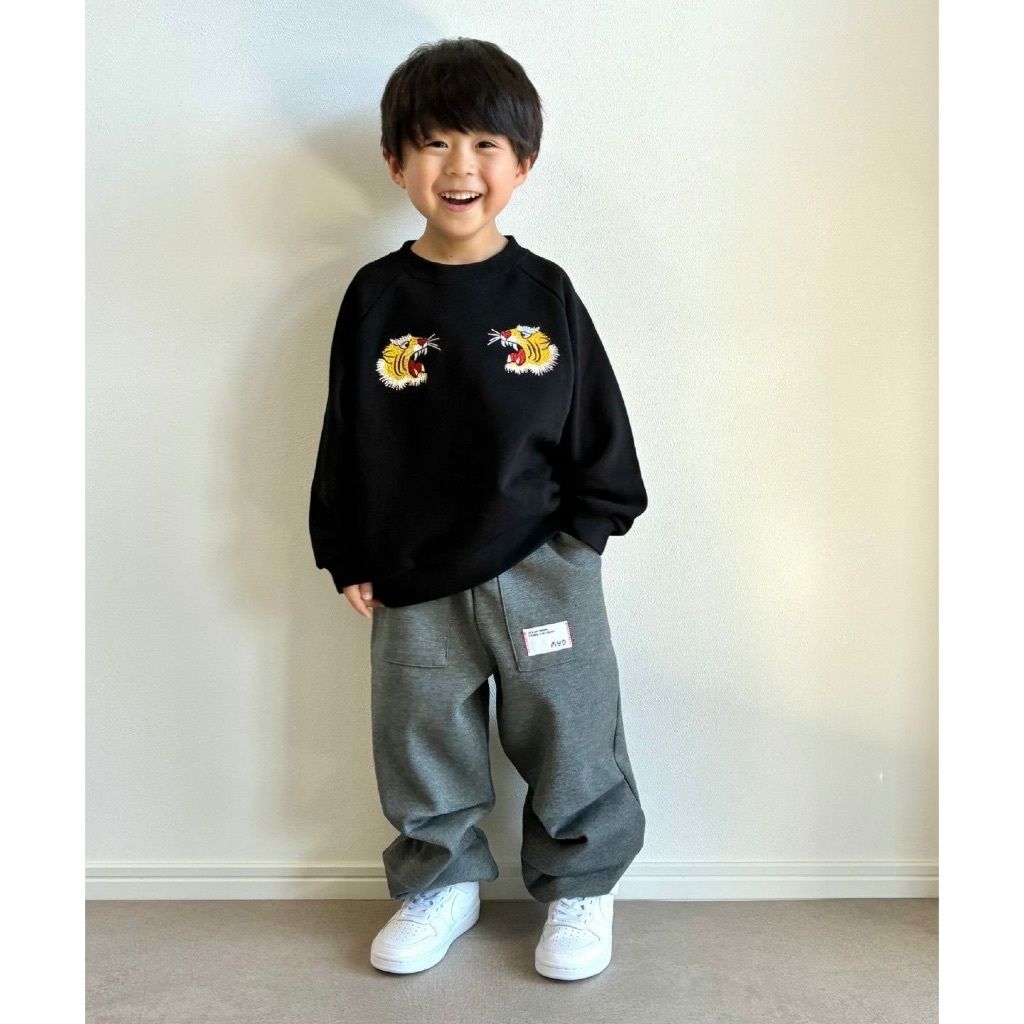 tw-11134207-81ztq-mgb0jm9xr8cr76