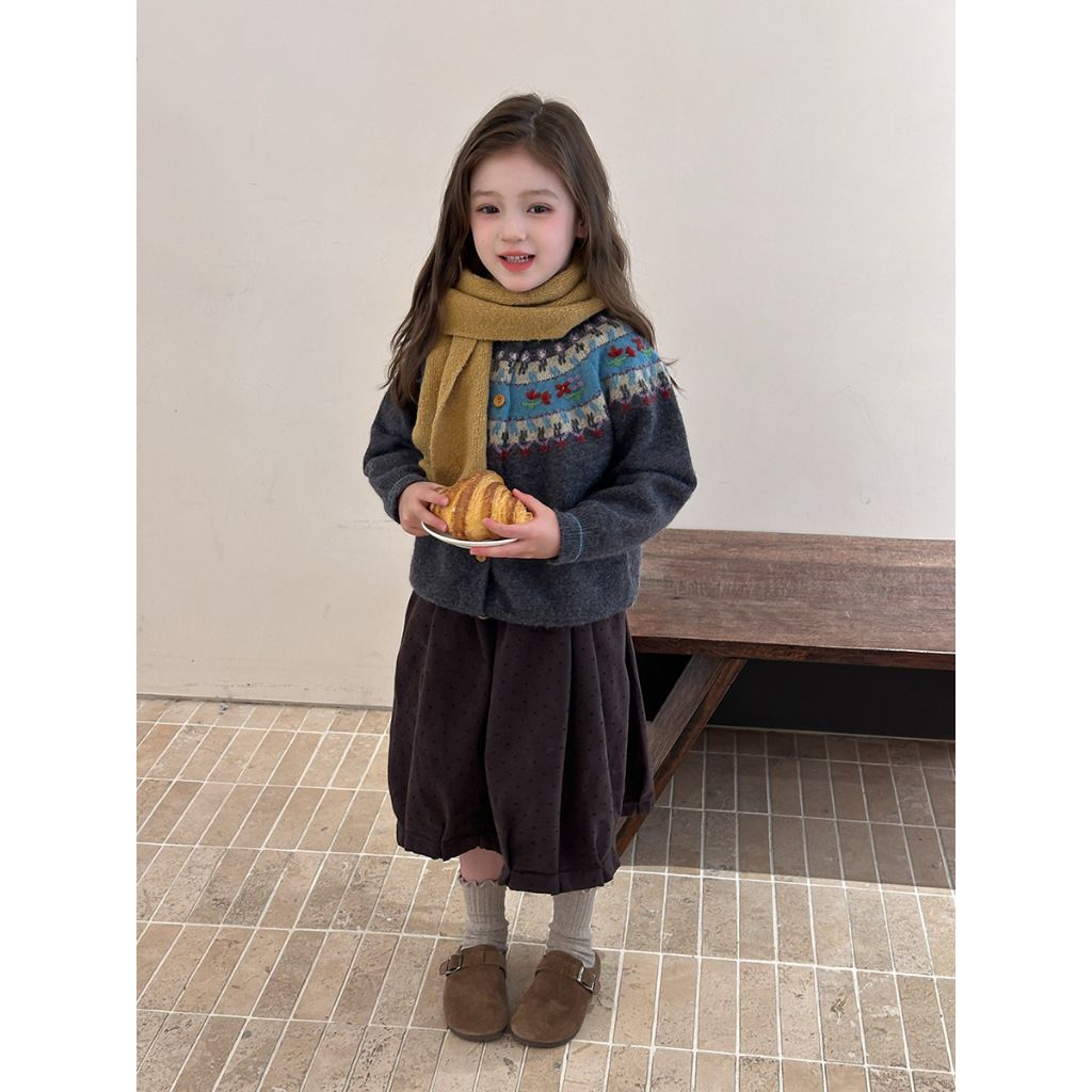 tw-11134207-81zth-mgg7blkmr3f066