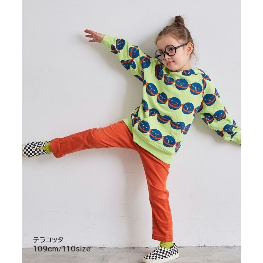 tw-11134207-81ztm-mghnf2yye1al3d