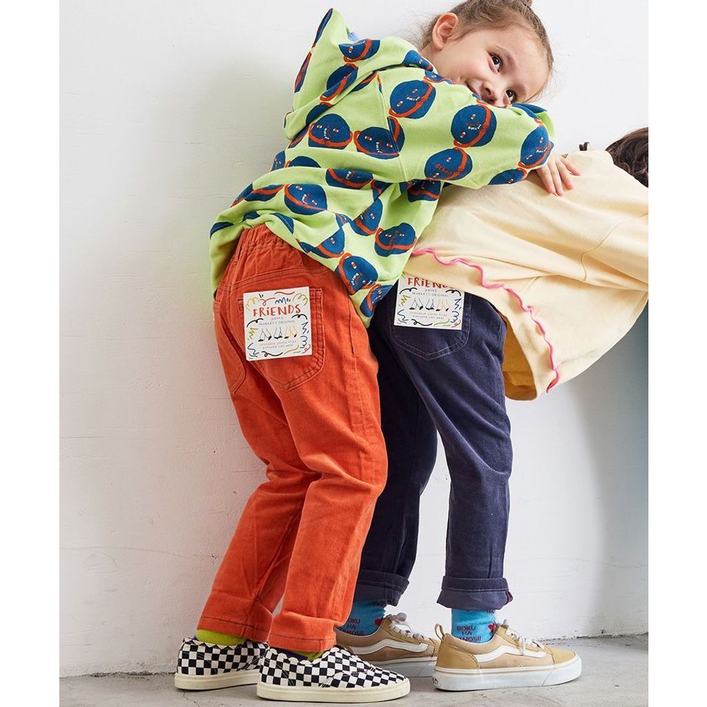 tw-11134207-81ztn-mghnf2yyffv136