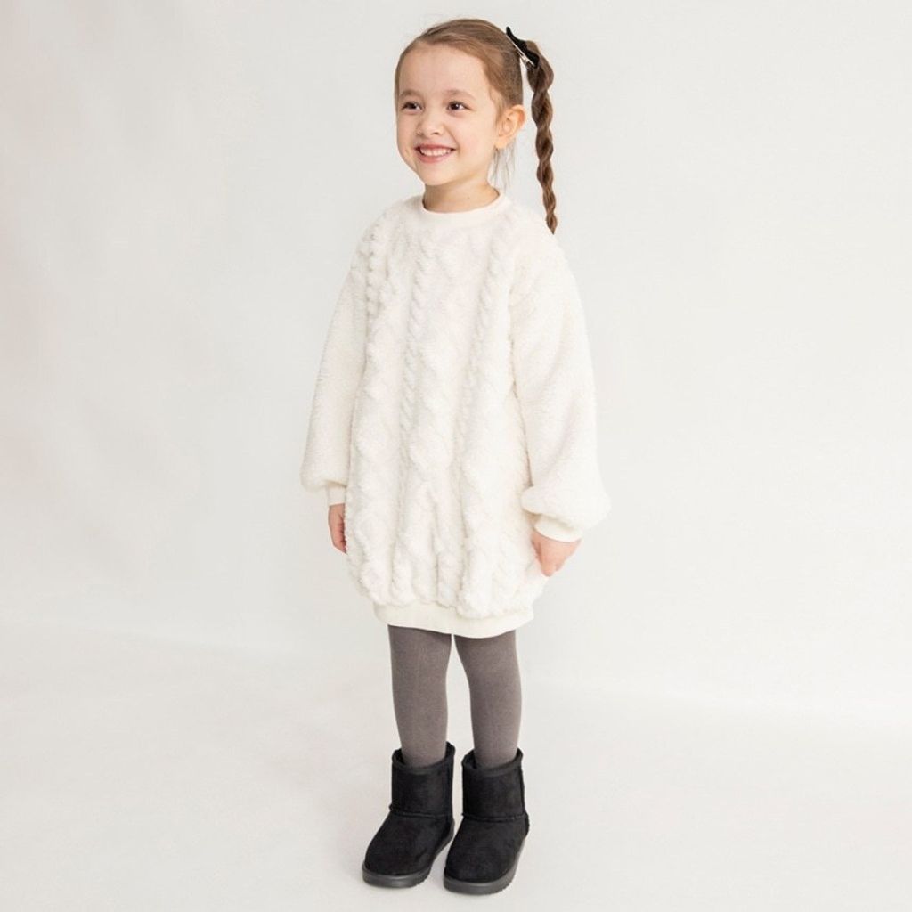 tw-11134207-81ztg-mgx4zge4w0sv5c